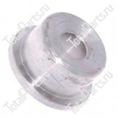 ISUZU C240 ВТУЛКА ФОРСУНКИ НА ДВИГАТЕЛЬ